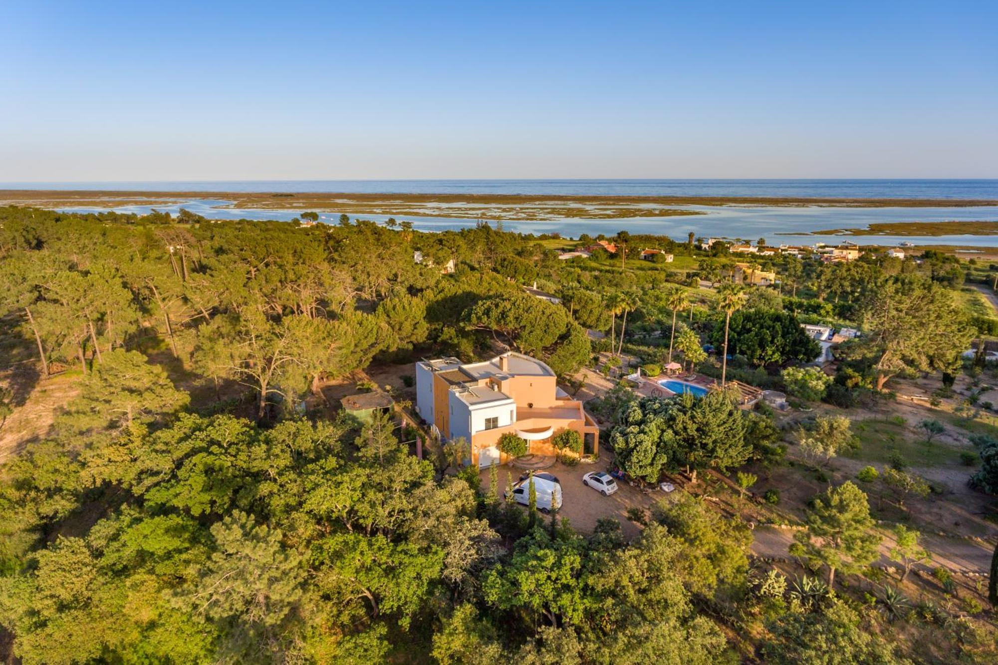 Meia Lua - Your Private Artsy Paradise Overlooking The Ria Formosa With Pool And Sea Views Near Barril Beach, Tavira 斯代塔维拉 外观 照片